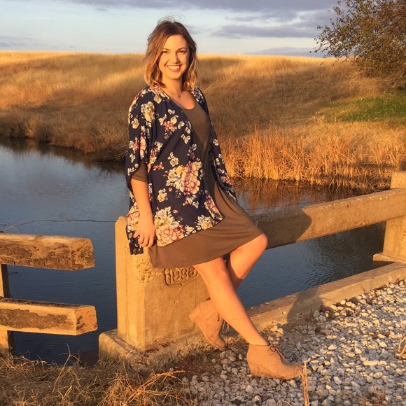 Meet your Posher, Kylee - Picture 1 of 1